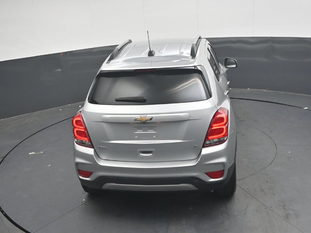 Used 2020 Chevrolet Trax LT w/ LT Convenience Package FWD image 23