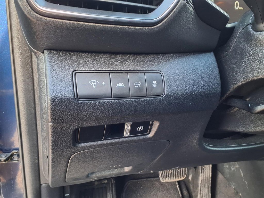 Used 2022 Hyundai Santa Fe SEL w/ Convenience Package image 16