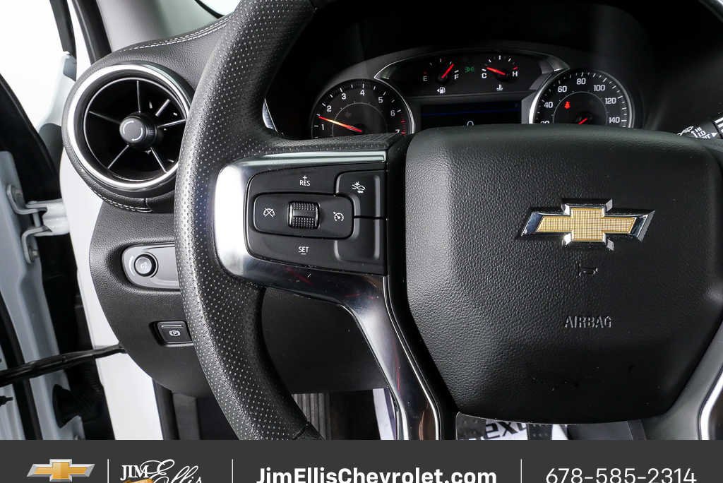 Certified 2025 Chevrolet Blazer LT FWD image 9