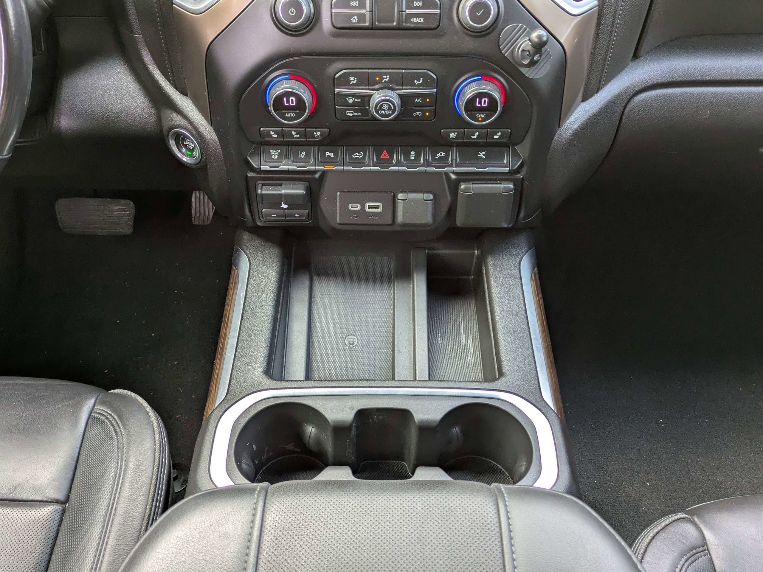 Used 2023 Chevrolet Silverado 3500 High Country AWD/4WD image 19