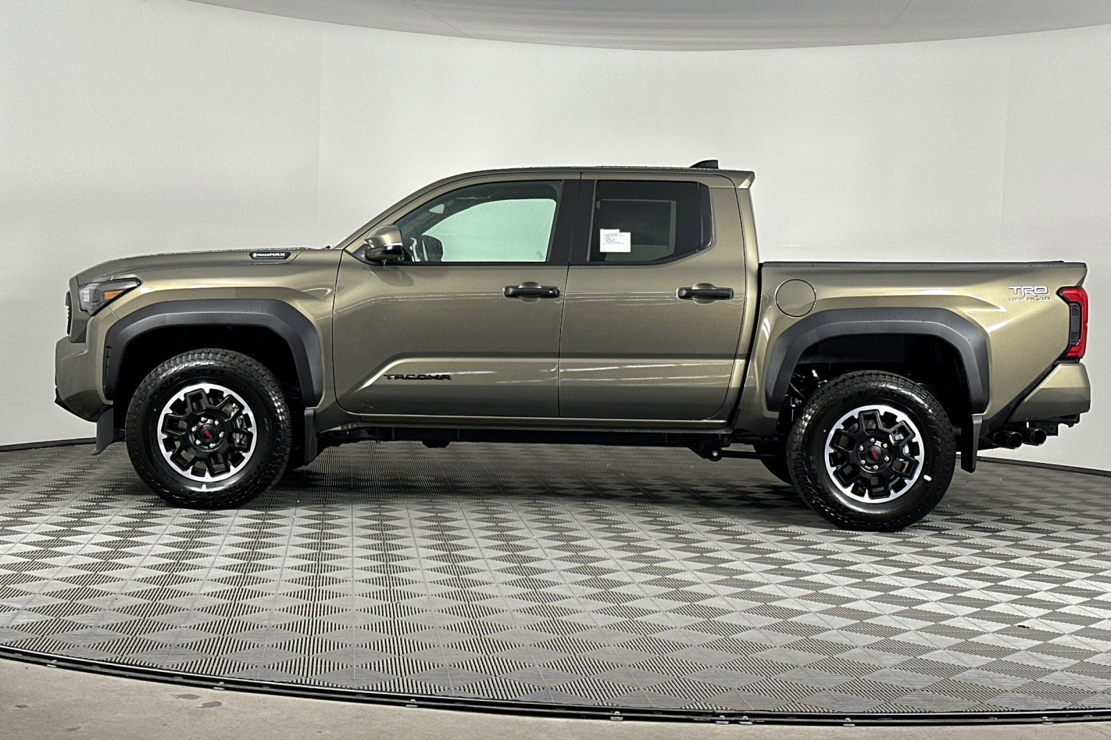 New 2025 Toyota Tacoma TRD Off-Road image 7