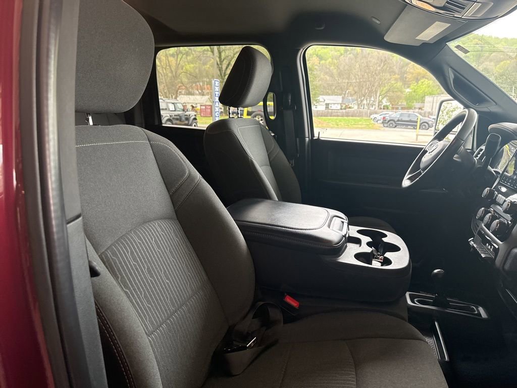 Used 2024 RAM 3500 Tradesman w/ Chrome Appearance Group image 20