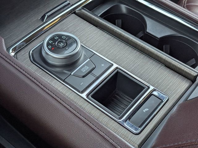 Used 2024 Ford Expedition Limited RWD image 28