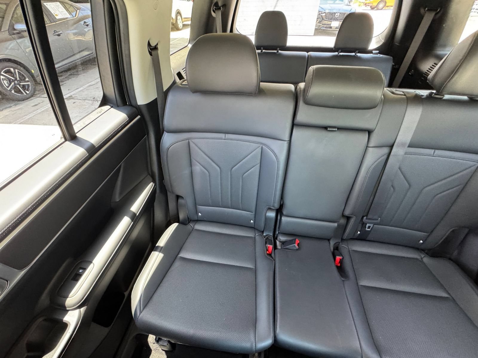Used 2025 Hyundai Santa Fe SEL FWD image 42