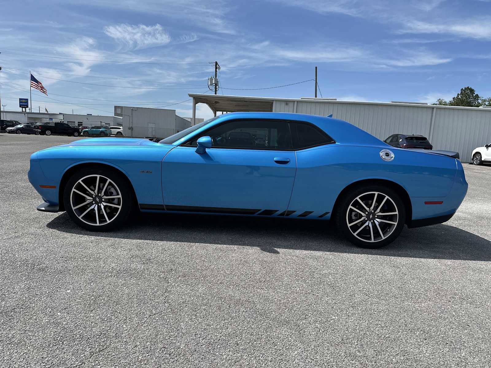 Used 2023 Dodge Challenger R/T w/ Plus Package image 5