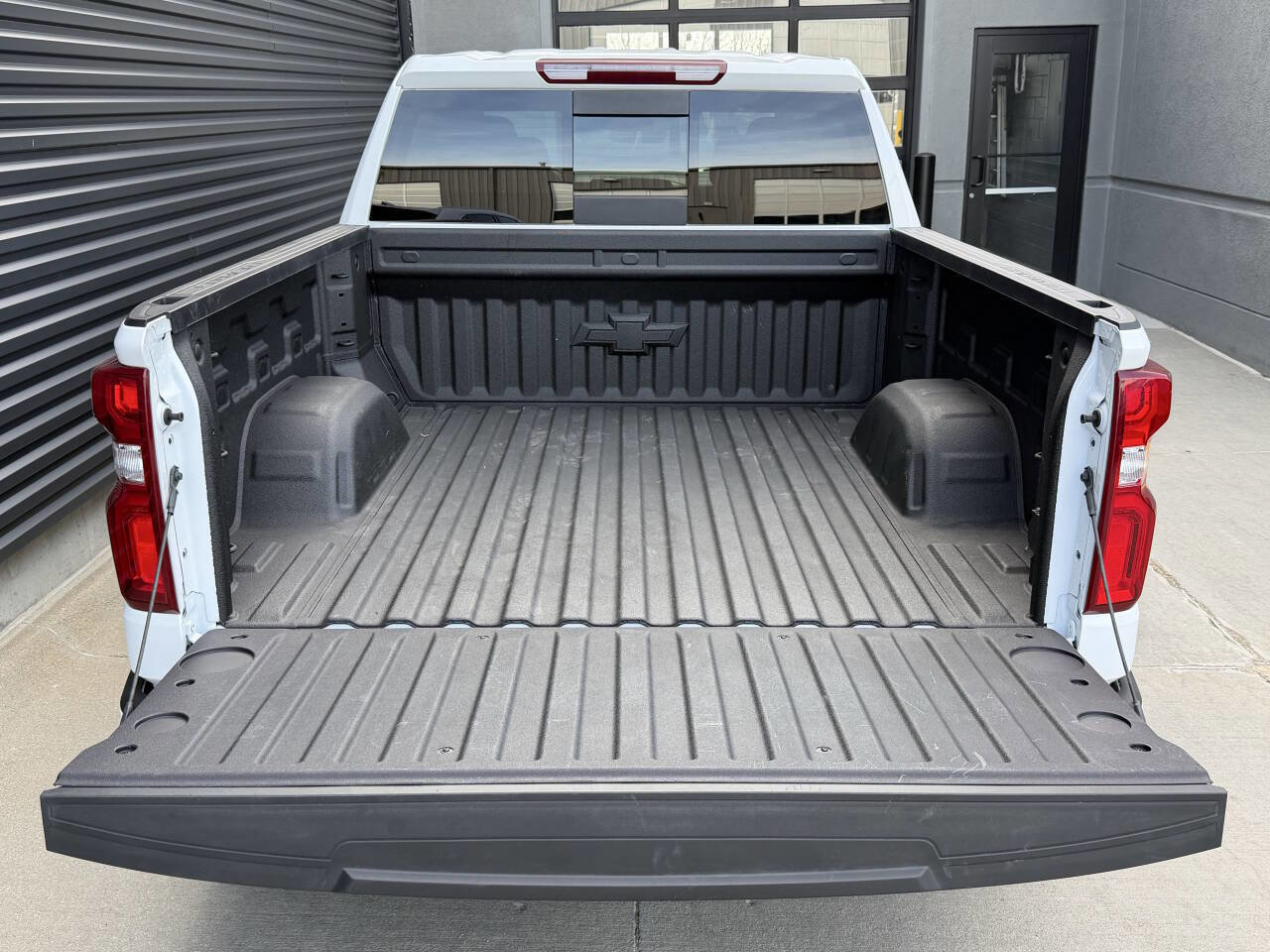 Used 2024 Chevrolet Silverado 1500 RST w/ Rally Edition image 12