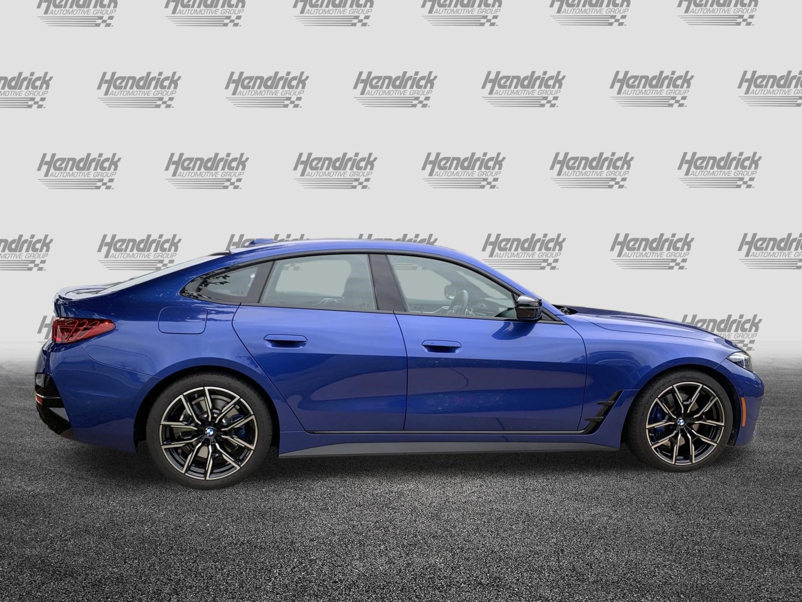 Used 2025 BMW M440i RWD image 11