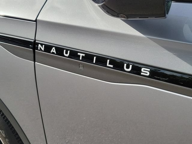 Certified 2024 Lincoln Nautilus Premier w/ Jet Appearance Package AWD/4WD image 8