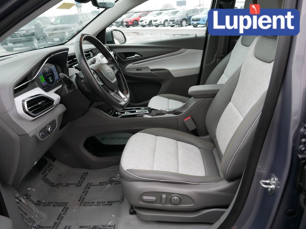 Used 2023 Chevrolet Bolt EUV Premier image 13