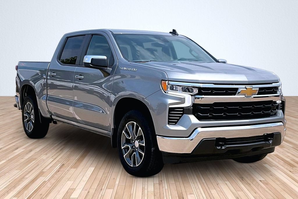 Used 2024 Chevrolet Silverado 1500 LT AWD/4WD image 9