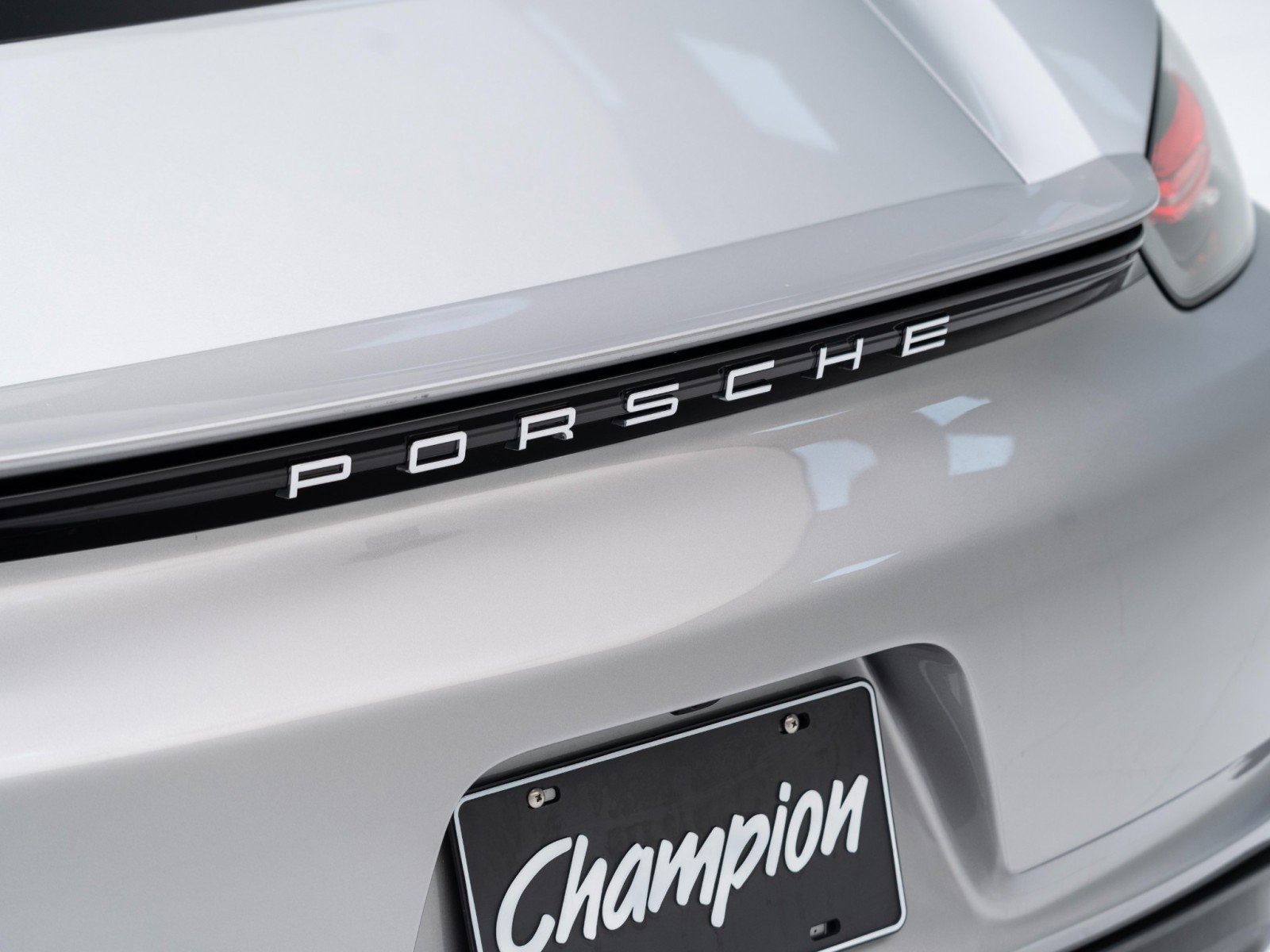 Certified 2025 Porsche 718 Cayman image 13