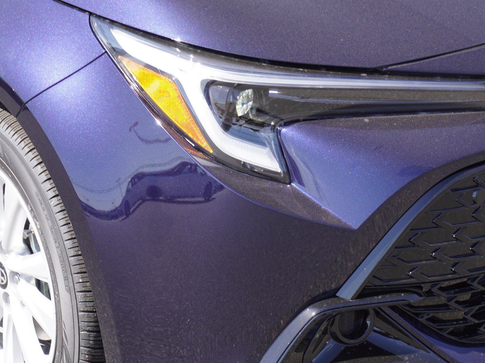 New 2027 Toyota Corolla SE FWD image 3