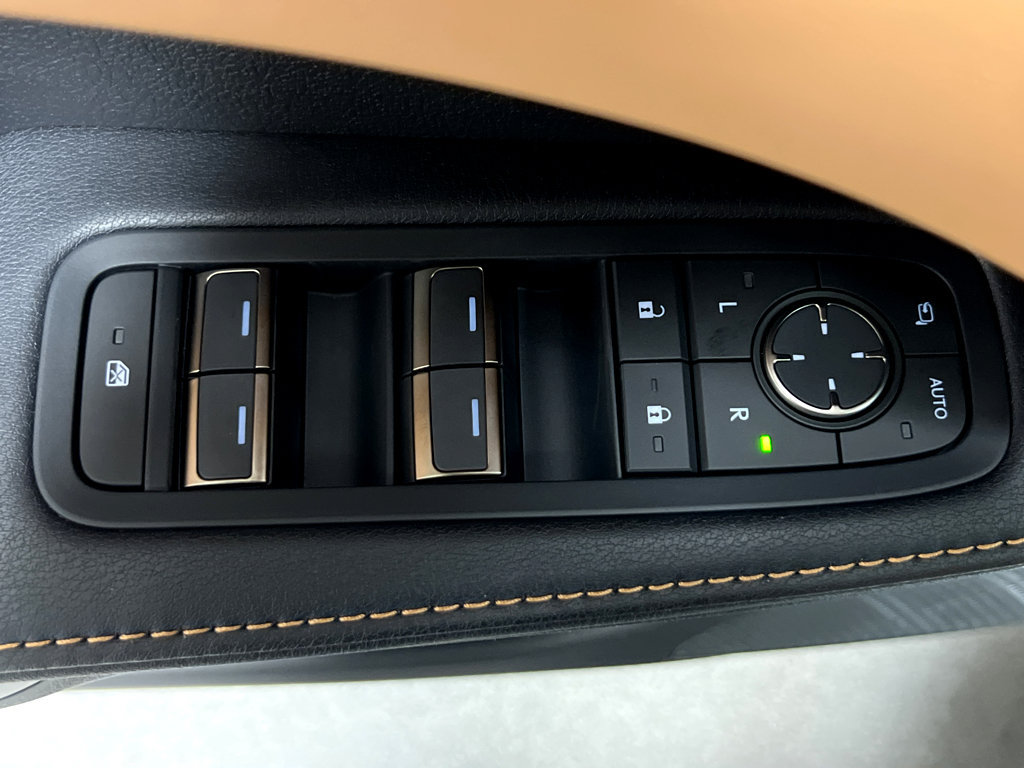 New 2026 Lexus RX 350h AWD/4WD image 40