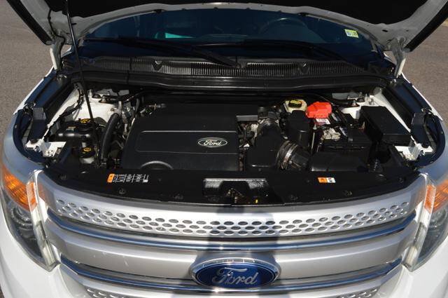 Used 2013 Ford Explorer XLT AWD/4WD image 34