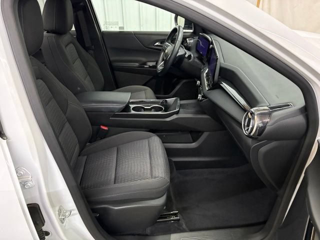 Used 2025 Chevrolet Equinox LT FWD image 24