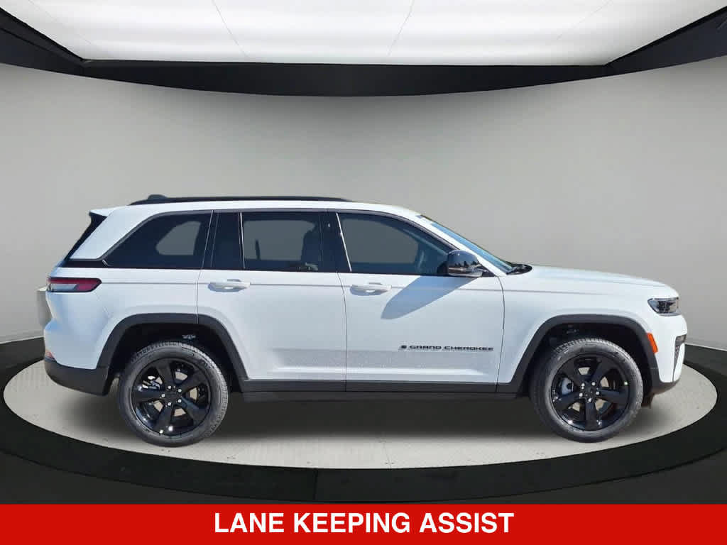 New 2026 Jeep Grand Cherokee Limited w/ Limited Altitude Package RWD image 8