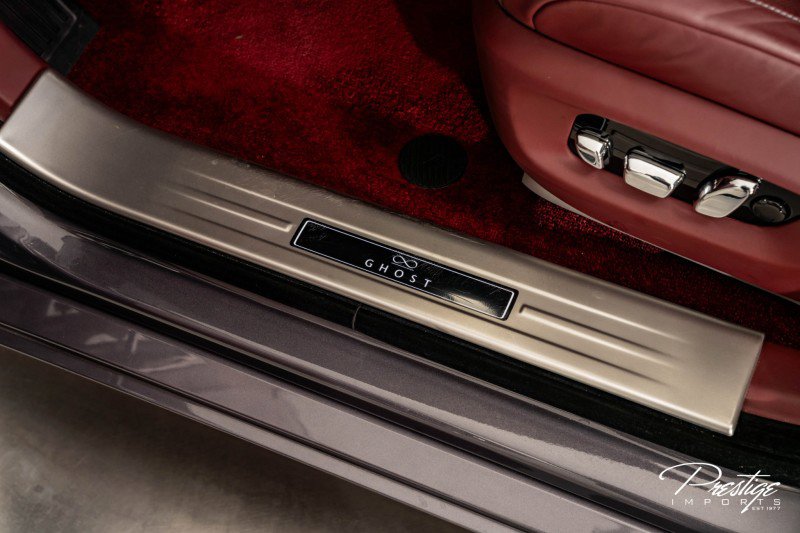 Used 2022 Rolls-Royce Ghost Black Badge image 27