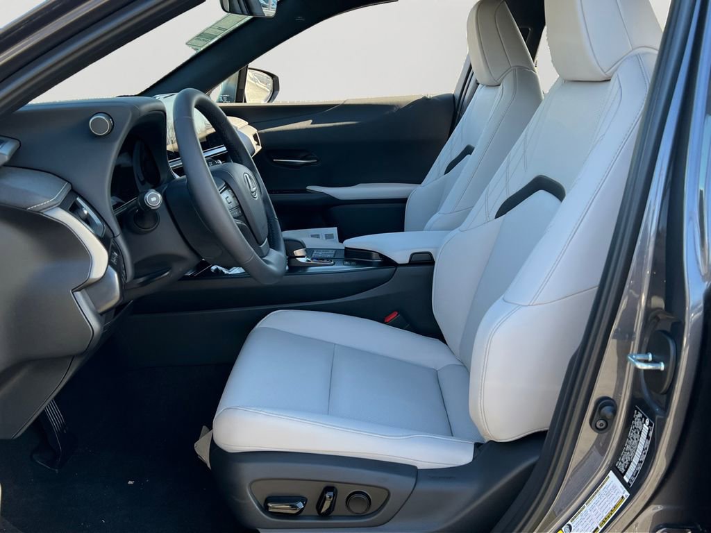 New 2025 Lexus UX 300h 300h F SPORT Design image 12