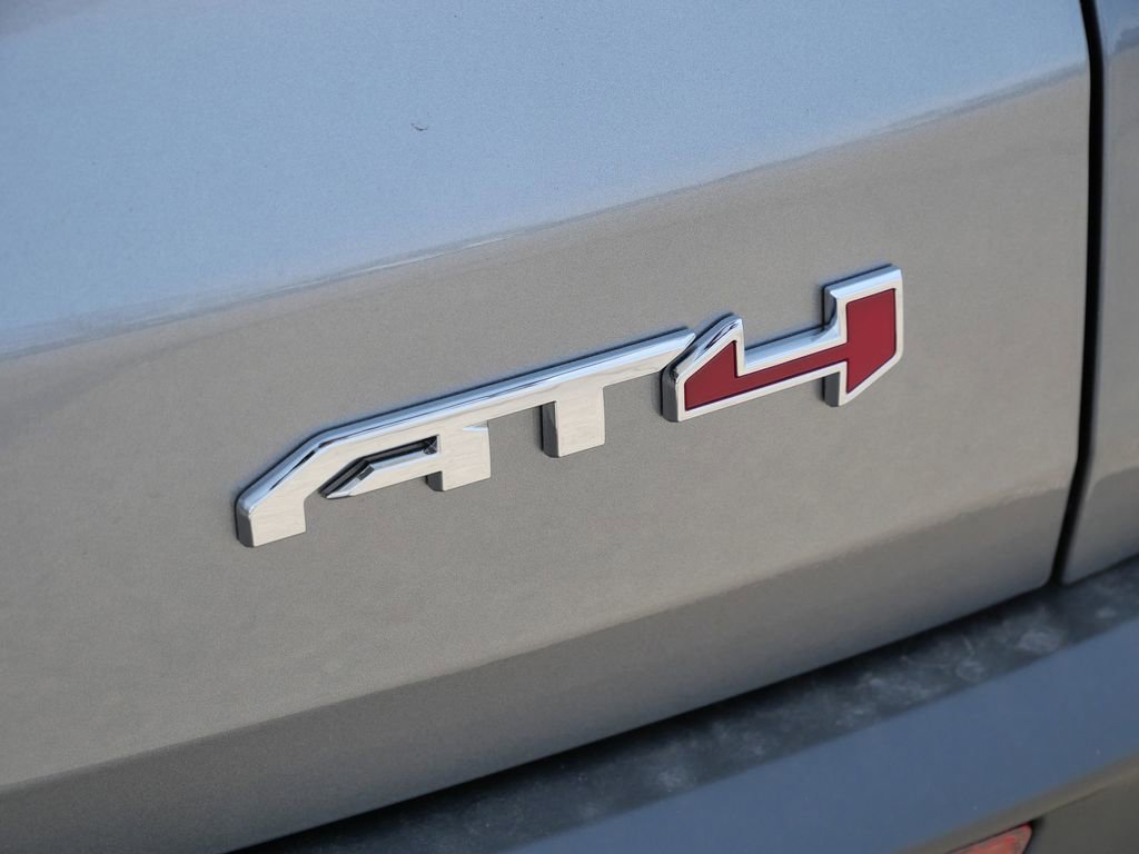 New 2026 GMC Acadia AT4 image 14