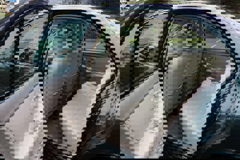 Used 1998 Oldsmobile Intrigue GL image 14