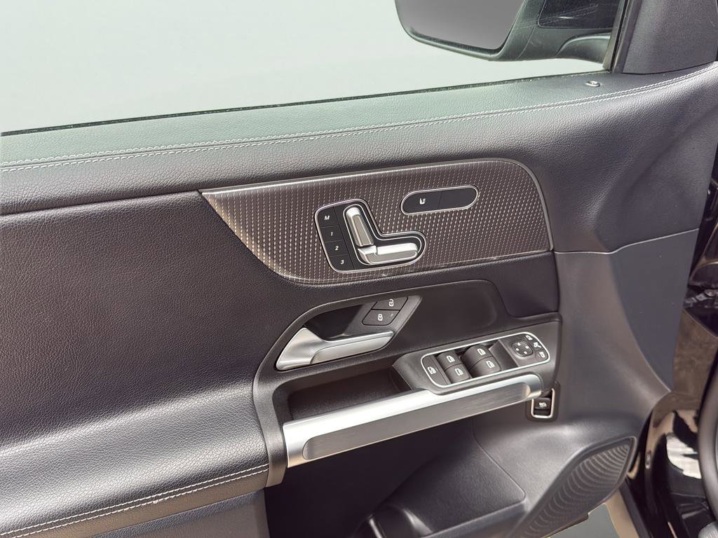 Certified 2022 Mercedes-Benz GLB 250 4MATIC image 10