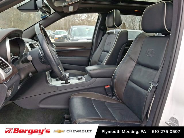 Used 2015 Jeep Grand Cherokee Overland w/ Advanced Technology Group image 9