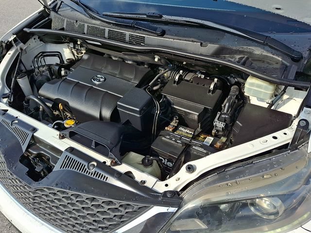 Used 2016 Toyota Sienna SE w/ SE Preferred Package FWD image 28