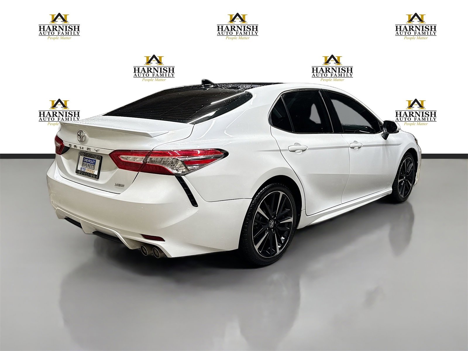 Used 2020 Toyota Camry XSE image 5