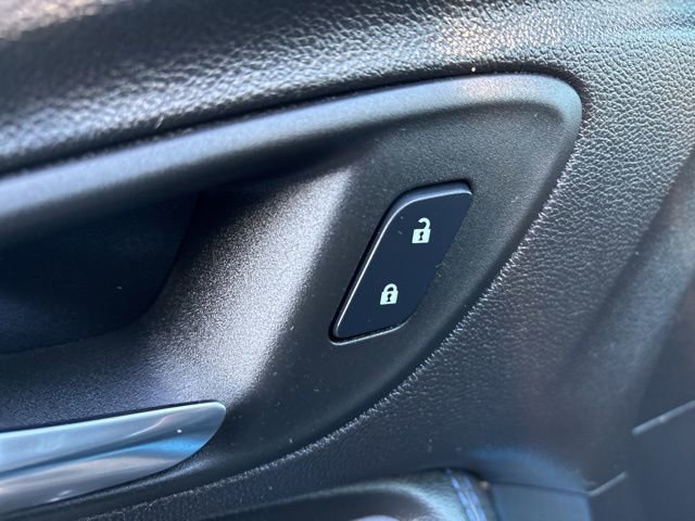 Used 2025 Buick Encore GX Sport Touring w/ Experience Buick Package image 14