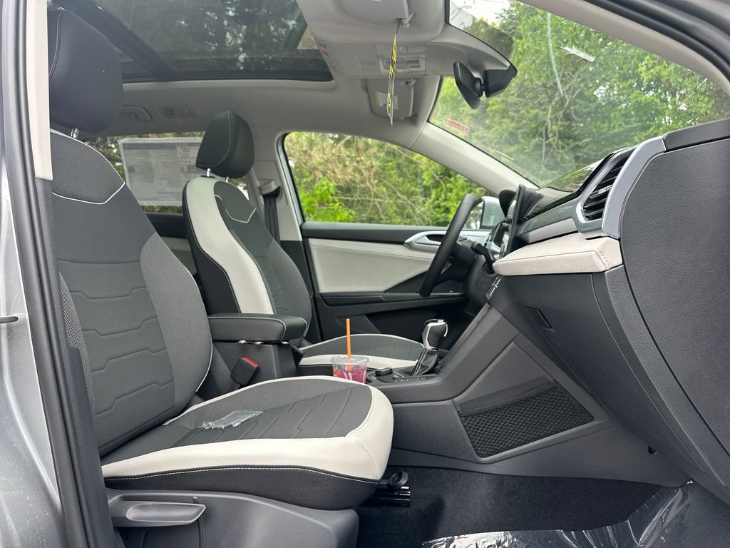 New 2026 Volkswagen Taos SE AWD/4WD image 20