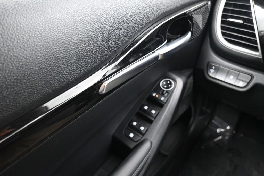 New 2026 Kia Seltos S FWD image 27