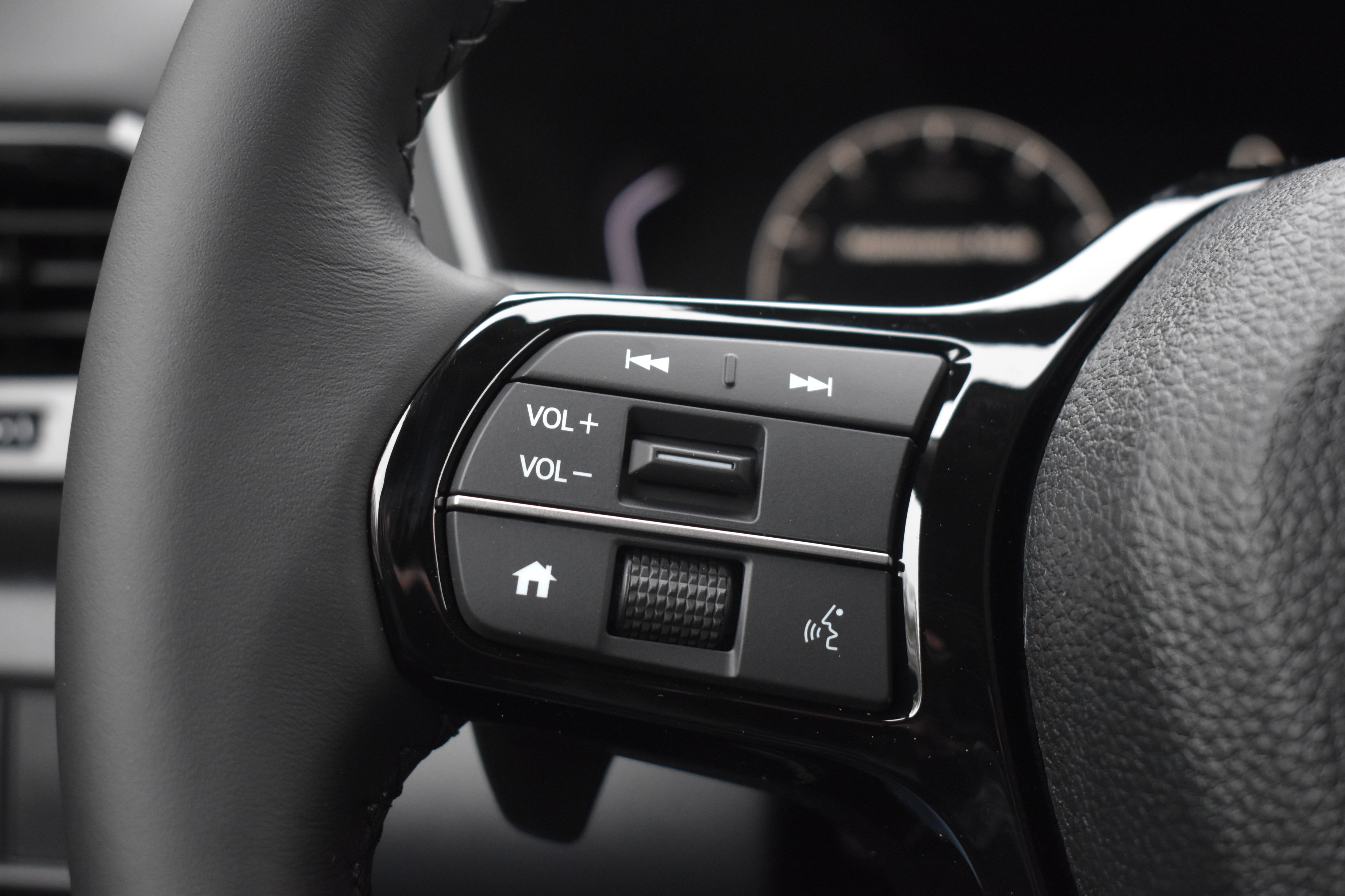 New 2025 Honda Pilot Touring image 48