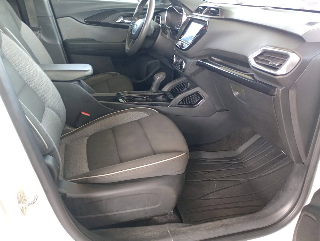Certified 2023 Chevrolet TrailBlazer LT w/ Convenience Package FWD image 18