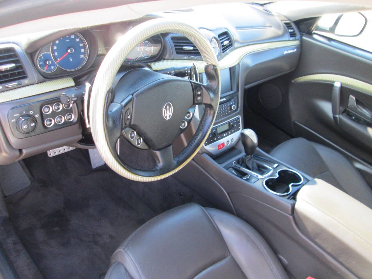 Used 2012 Maserati GranTurismo S image 28
