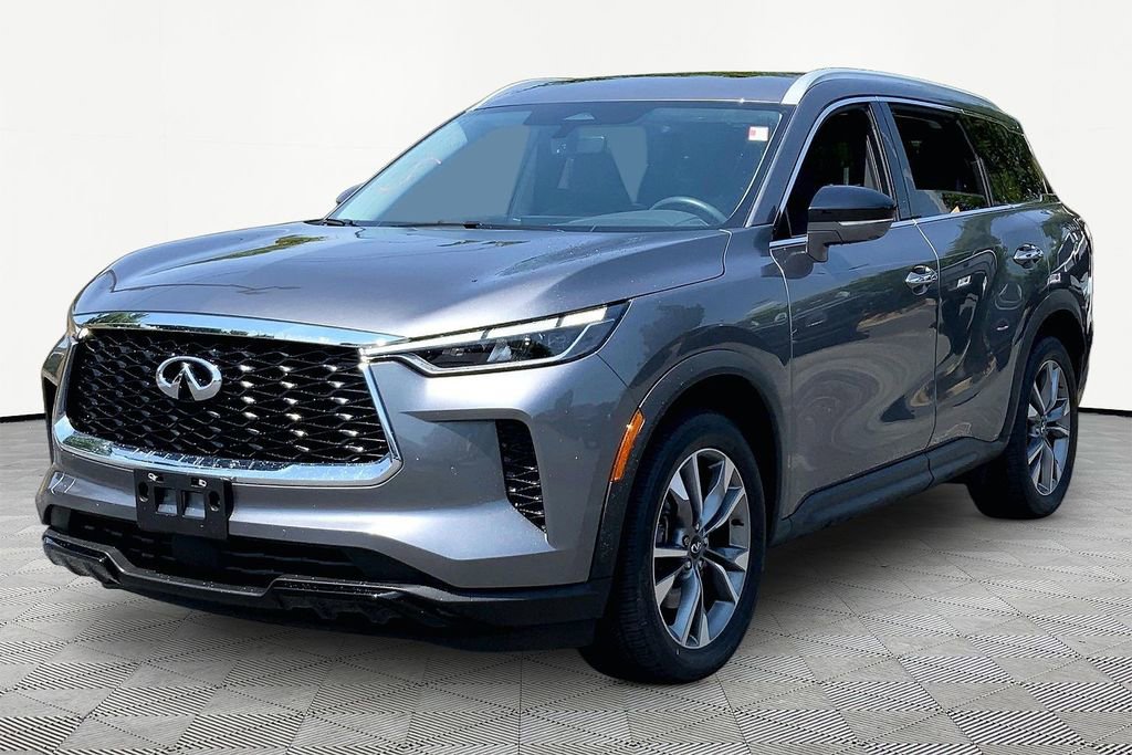 Used 2023 INFINITI QX60 Luxe AWD/4WD image 3