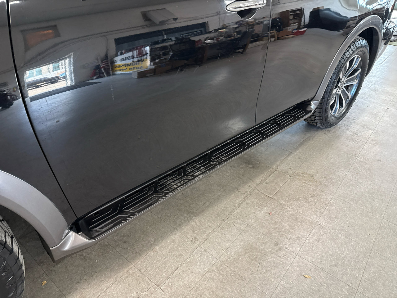 Used 2020 Nissan Armada SL image 96