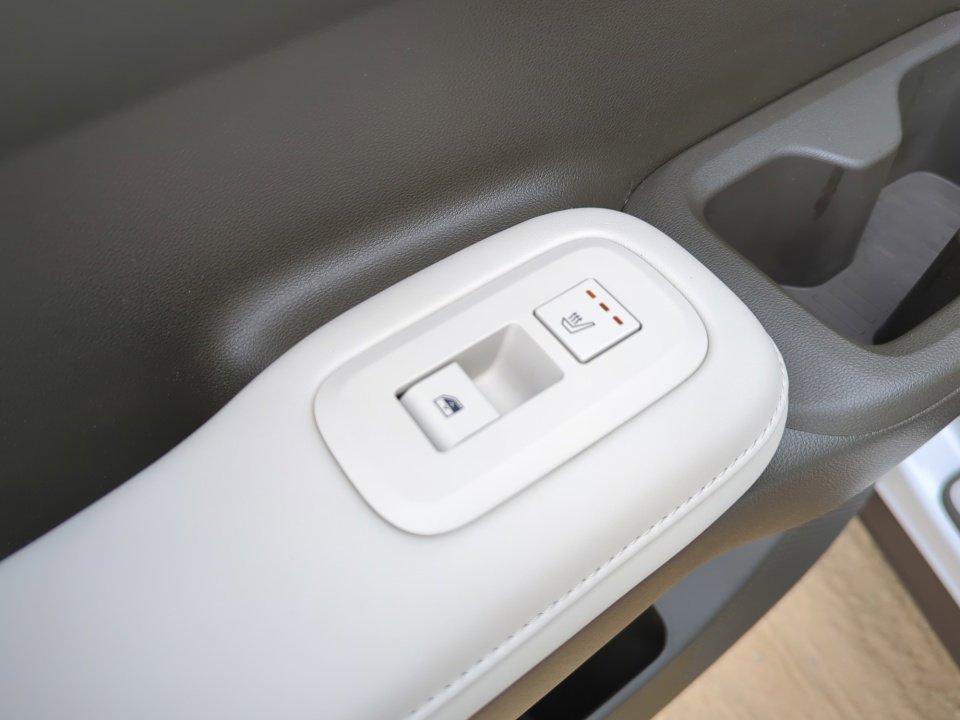 Certified 2025 Hyundai Santa Fe Calligraphy image 31