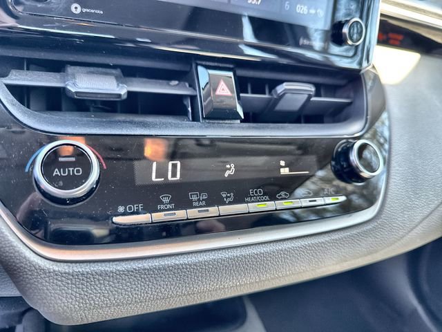 Used 2021 Toyota Corolla LE image 26