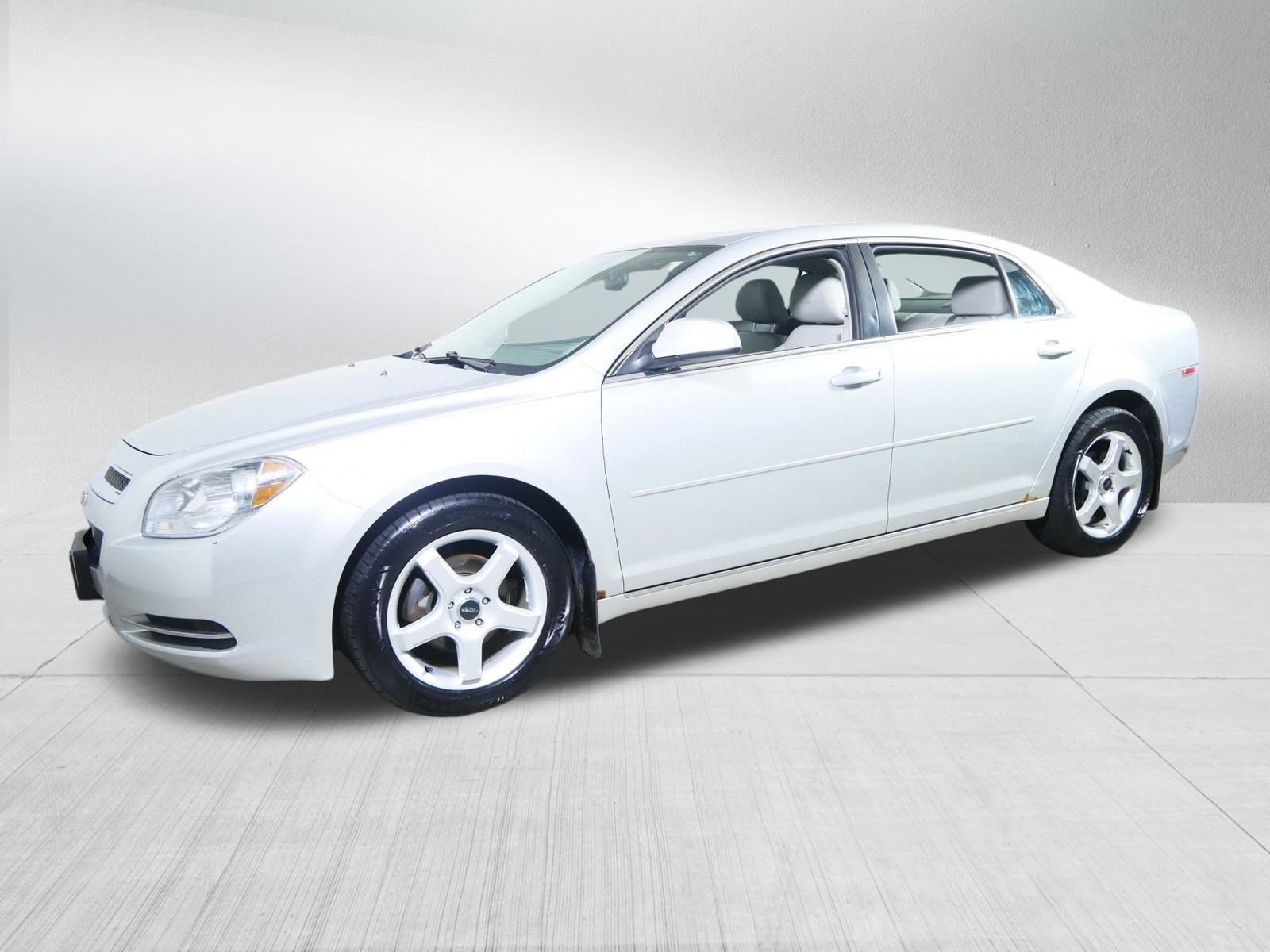 Used 2011 Chevrolet Malibu LT w/ HFV6 Engine Package image 3