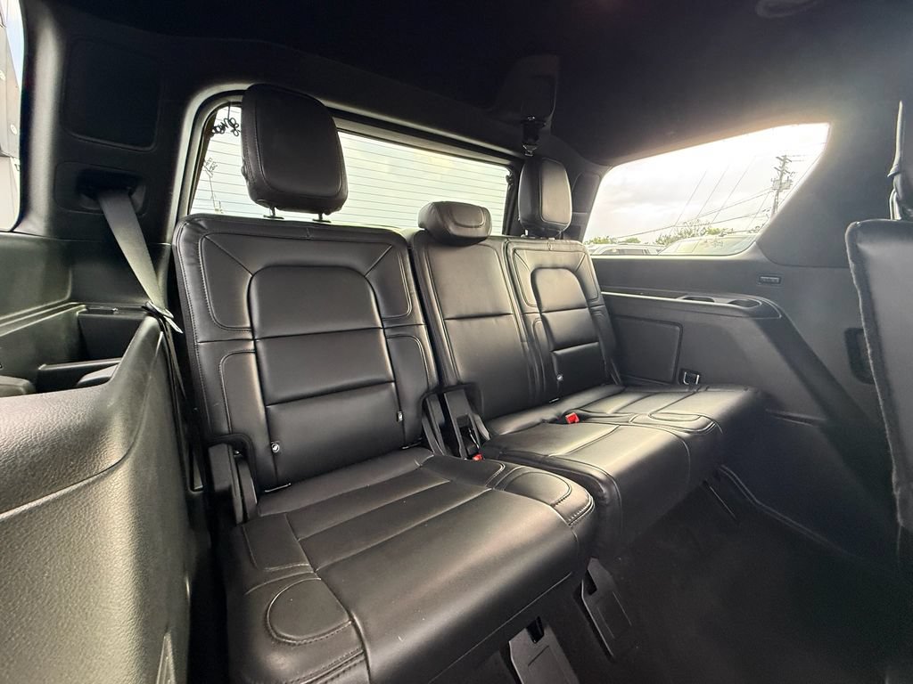 Used 2020 Lincoln Navigator Reserve w/ Luxury Package AWD/4WD image 23