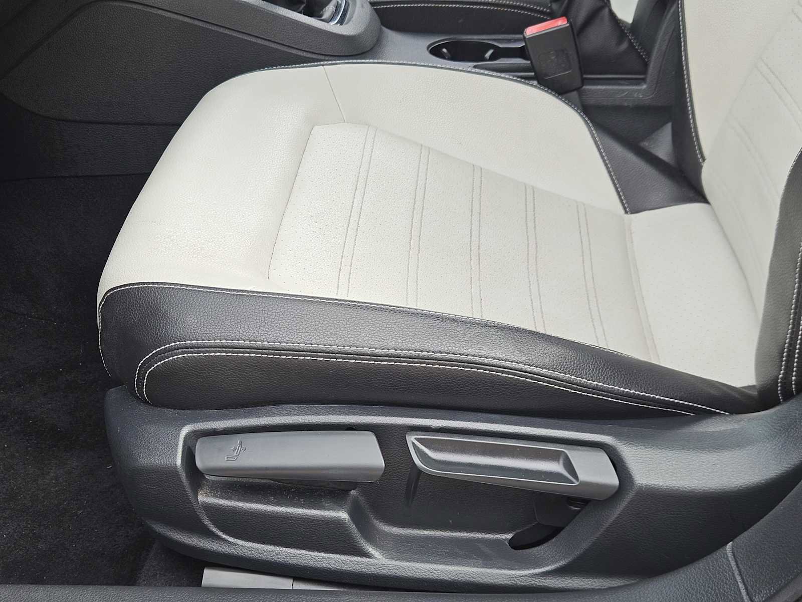 Used 2016 Volkswagen Jetta Sport image 23