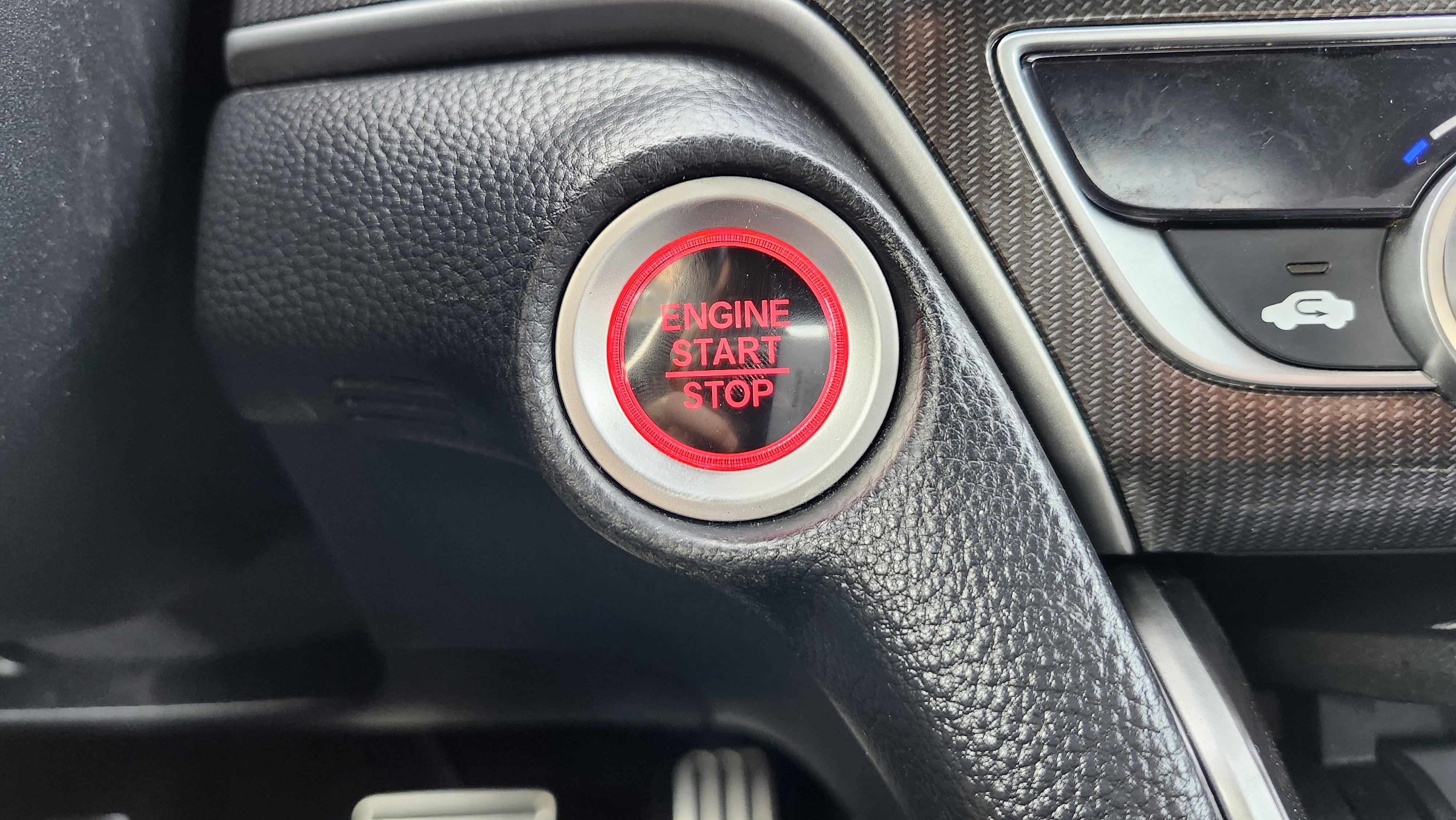 Used 2018 Honda Accord Sport image 6