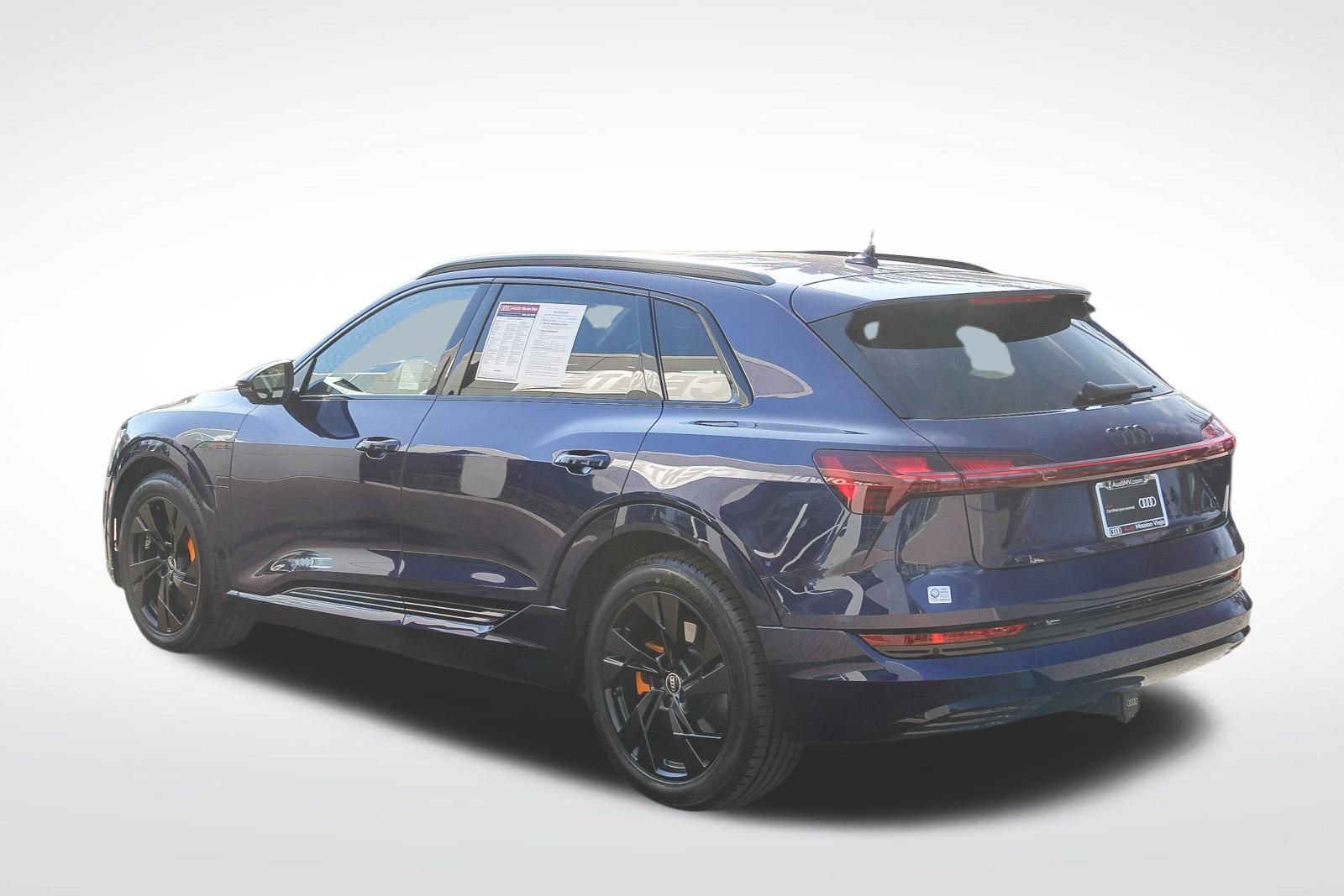 Certified 2022 Audi e-tron Premium w/ Convenience Plus Package image 8