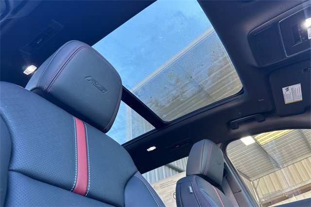 New 2026 Chevrolet Traverse RS image 23