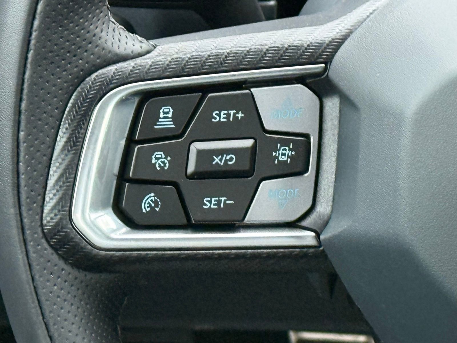 Used 2025 Ford Mustang GT Premium image 24