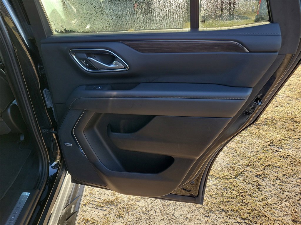 Used 2024 Chevrolet Tahoe LT image 34