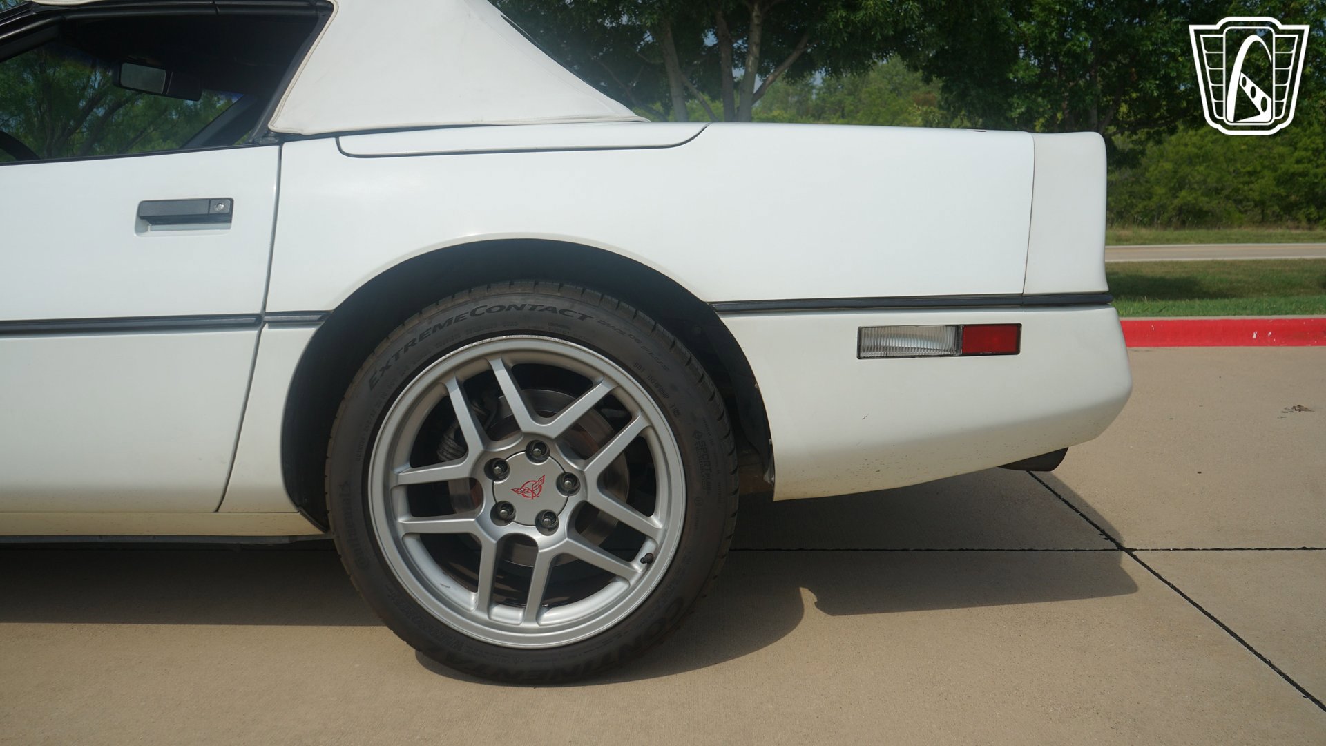 Used 1989 Chevrolet Corvette Convertible image 38
