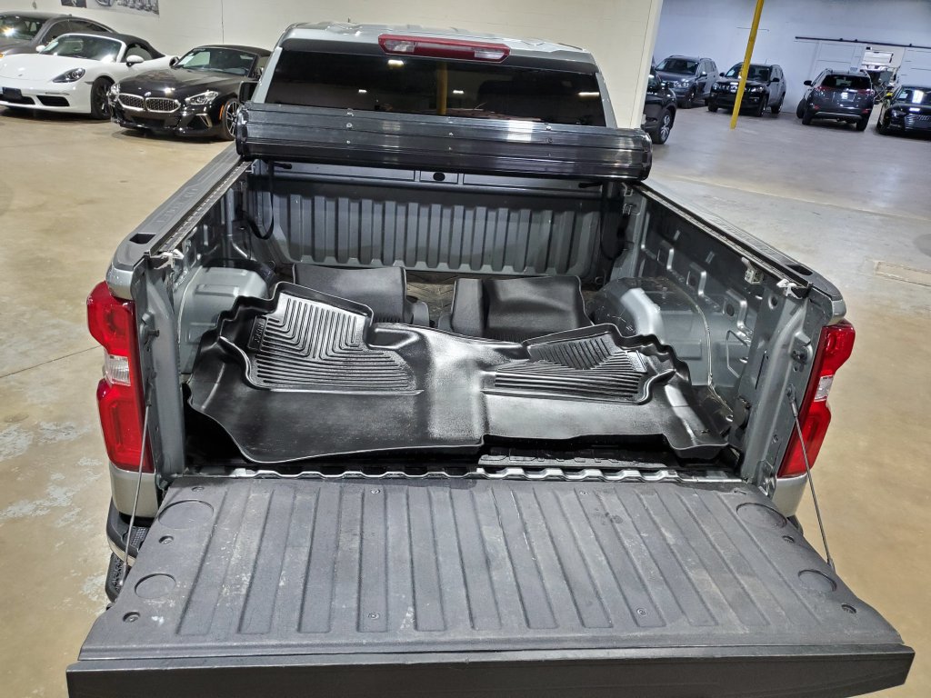 Used 2023 Chevrolet Silverado 1500 LTZ AWD/4WD image 37