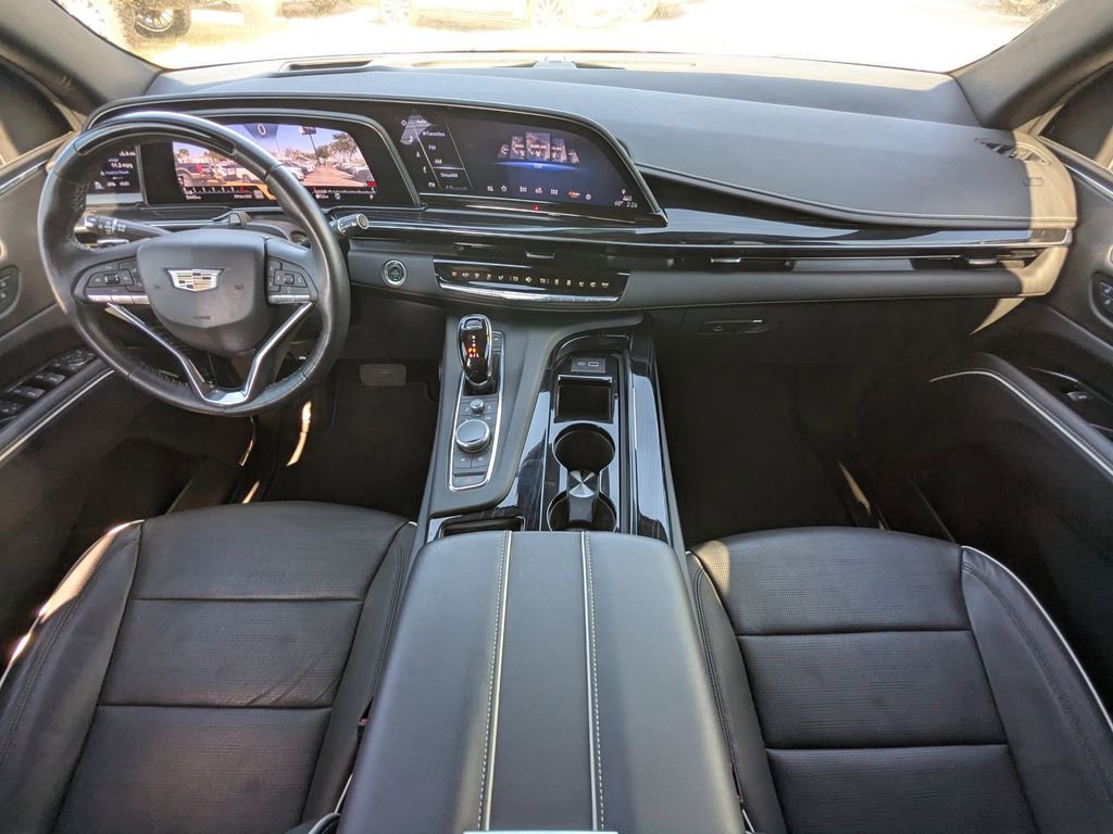 Certified 2024 Cadillac Escalade ESV Sport w/ Touring Package image 18