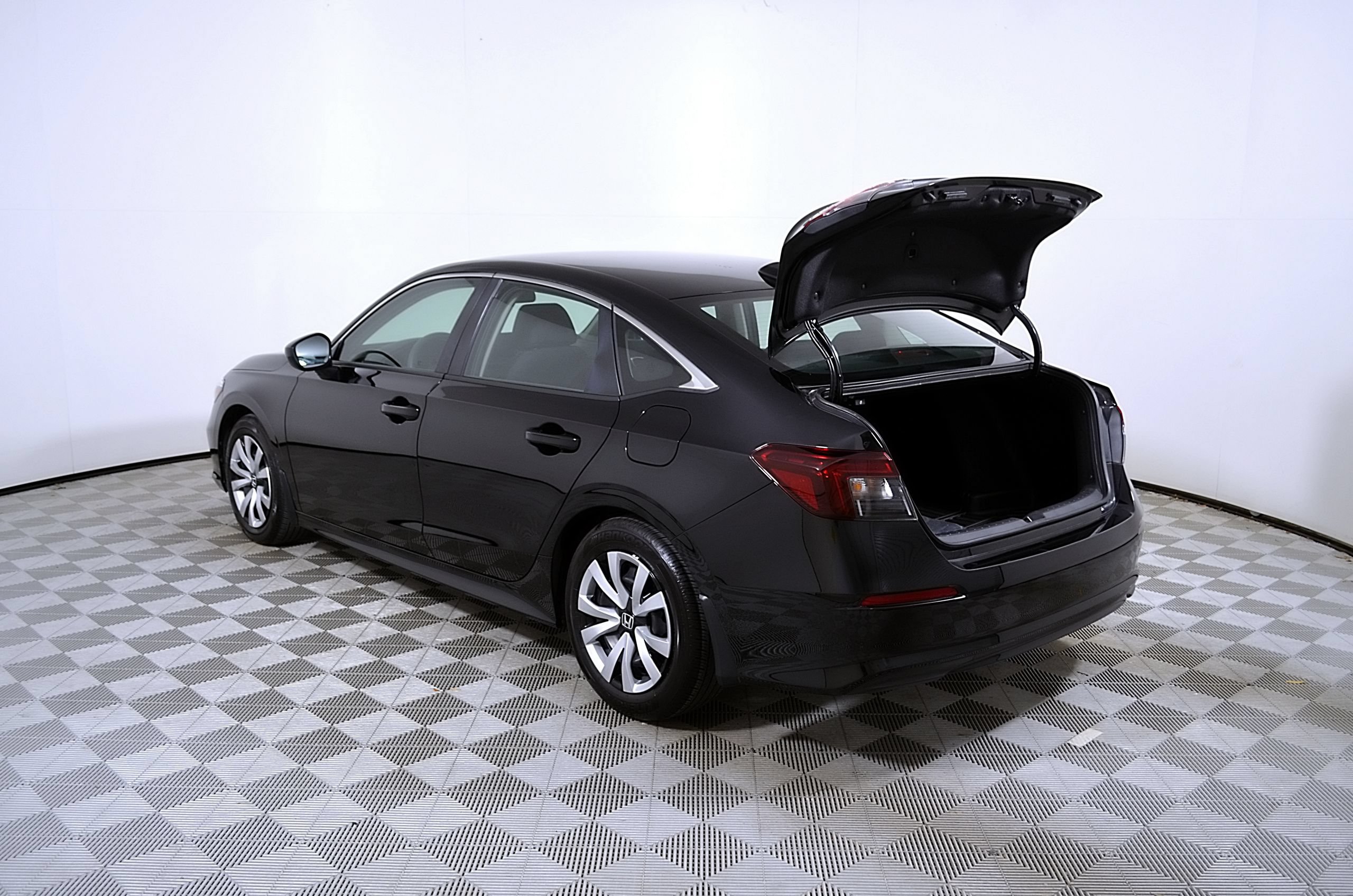 Used 2025 Honda Civic LX image 10